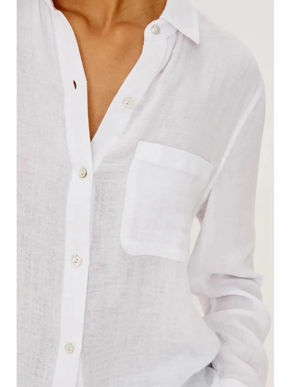 RAILS Women’s Ellis Button-Up Gauze Shirt in White-Size Medium - Picture 2 of 15